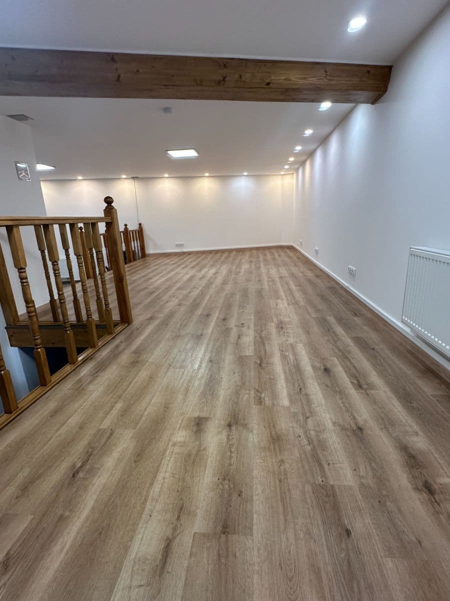 Pronájem kanceláře 80 m², Kovářova, Praha, Praha Pronájem kanceláře 80 m², Kovářova, Praha, Praha