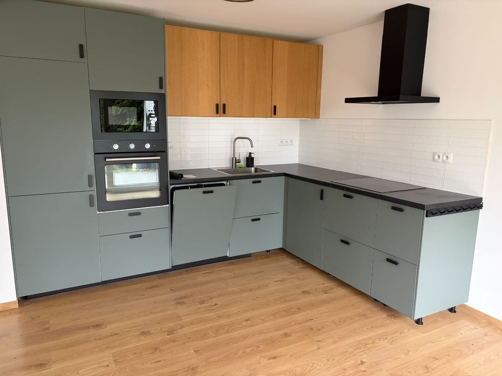 Pronájem domu 120 m², pozemek 210 m², Smidarská, Praha, Praha Pronájem domu 120 m², pozemek 210 m², Smidarská, Praha, Praha