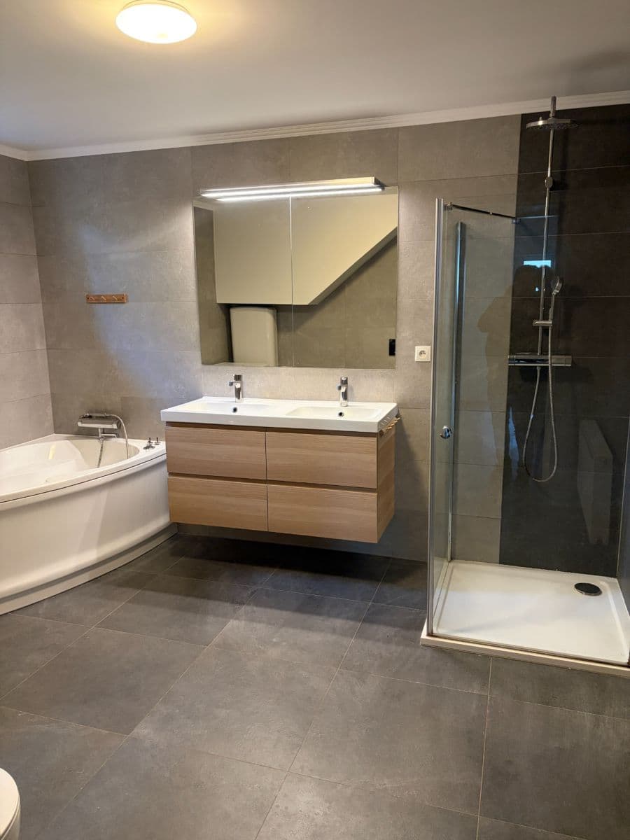 Pronájem domu 120 m², pozemek 210 m², Smidarská, Praha, Praha Pronájem domu 120 m², pozemek 210 m², Smidarská, Praha, Praha