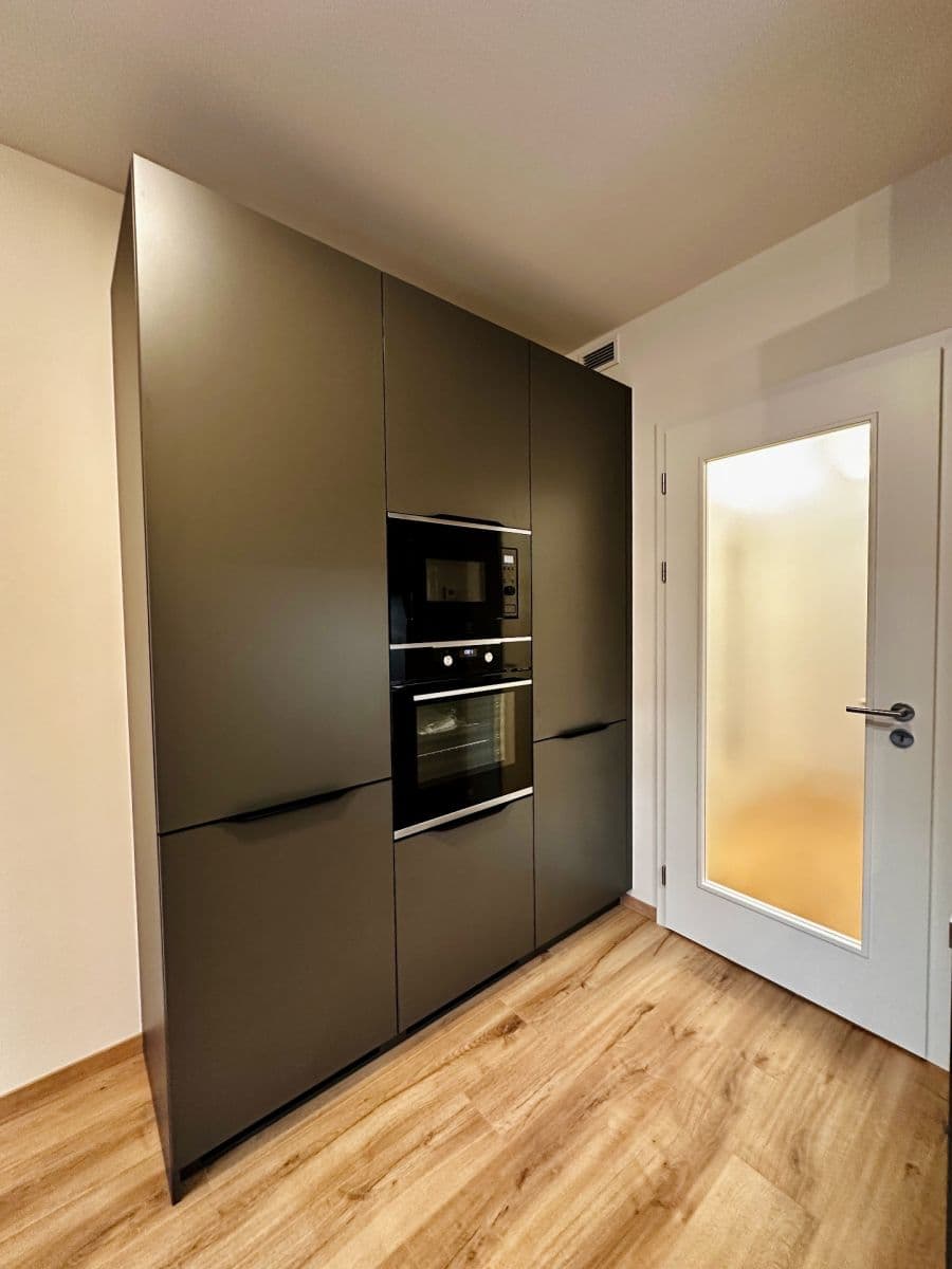 Pronájem bytu 1+kk 33 m², Poděbradská, Praha, Praha Pronájem bytu 1+kk 33 m², Poděbradská, Praha, Praha