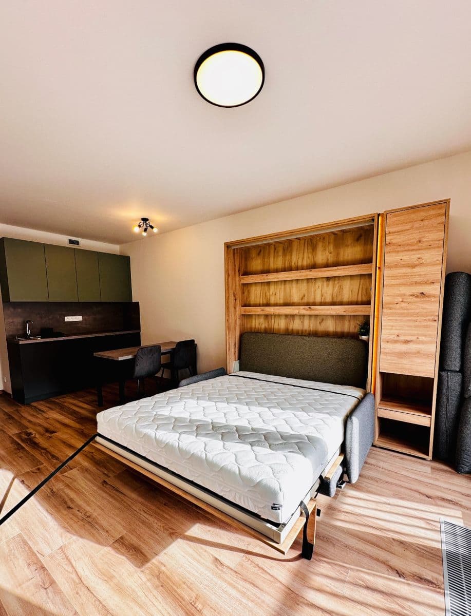 Pronájem bytu 1+kk 33 m², Poděbradská, Praha, Praha Pronájem bytu 1+kk 33 m², Poděbradská, Praha, Praha