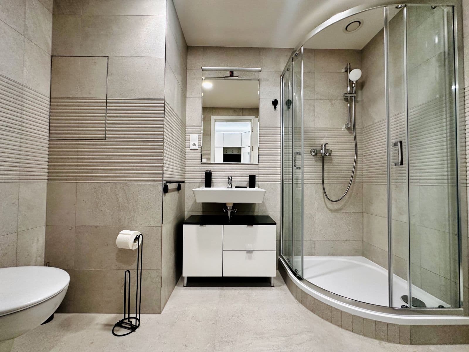 Pronájem bytu 1+kk 33 m², Poděbradská, Praha, Praha Pronájem bytu 1+kk 33 m², Poděbradská, Praha, Praha