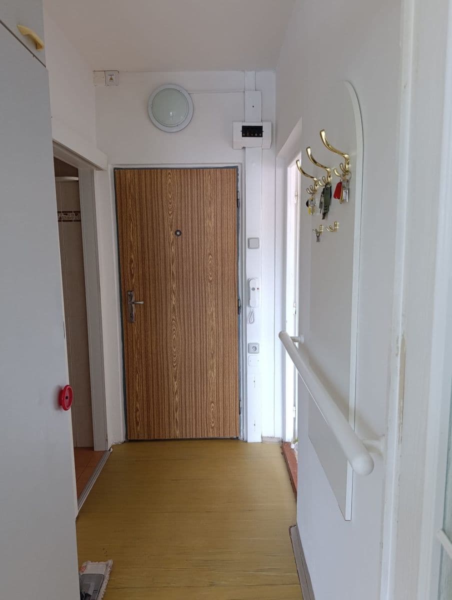 Prodej bytu 1+1 36 m², Chomutovská, Kadaň, Ústecký kraj Prodej bytu 1+1 36 m², Chomutovská, Kadaň, Ústecký kraj