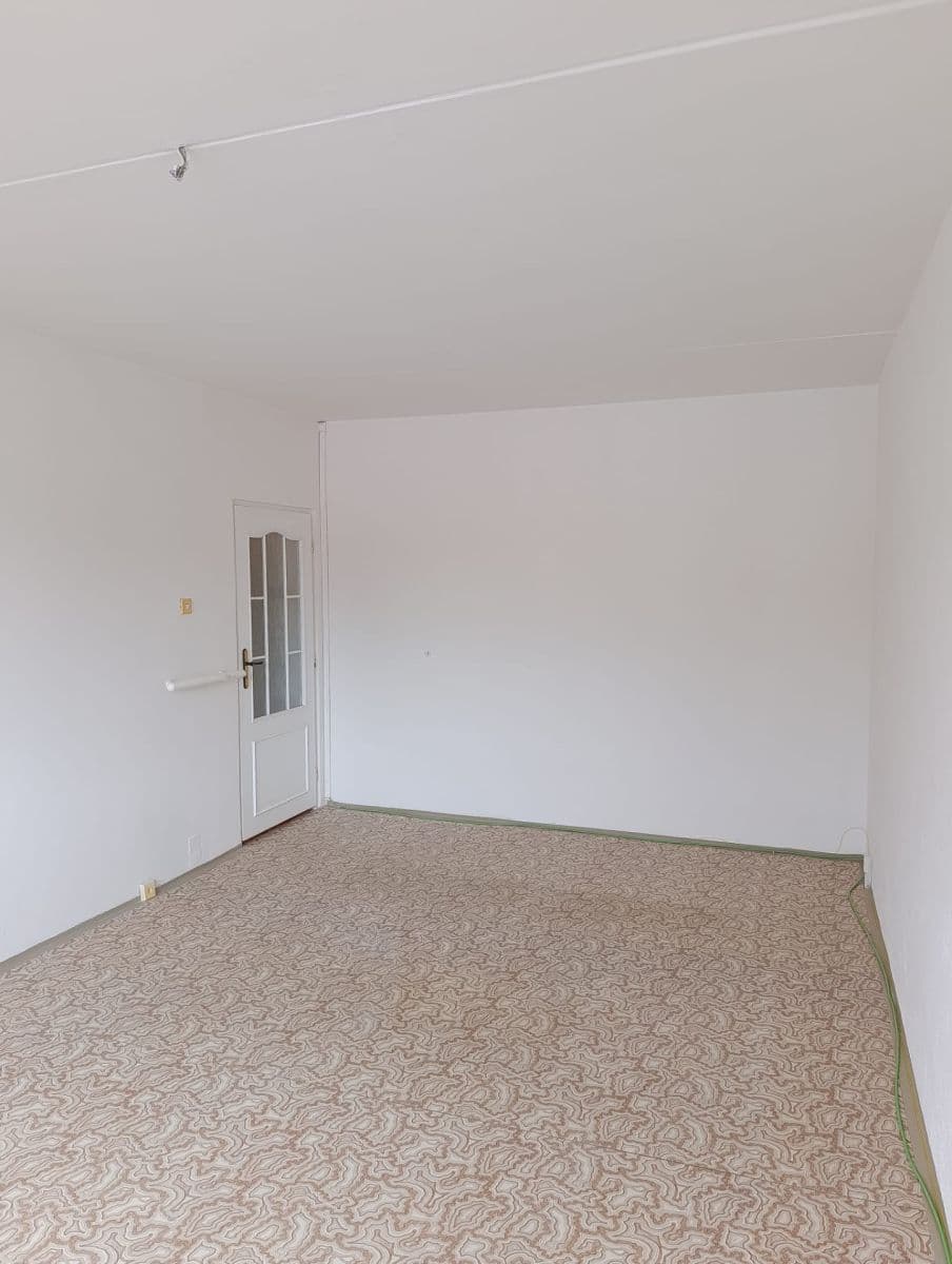 Prodej bytu 1+1 36 m², Chomutovská, Kadaň, Ústecký kraj Prodej bytu 1+1 36 m², Chomutovská, Kadaň, Ústecký kraj