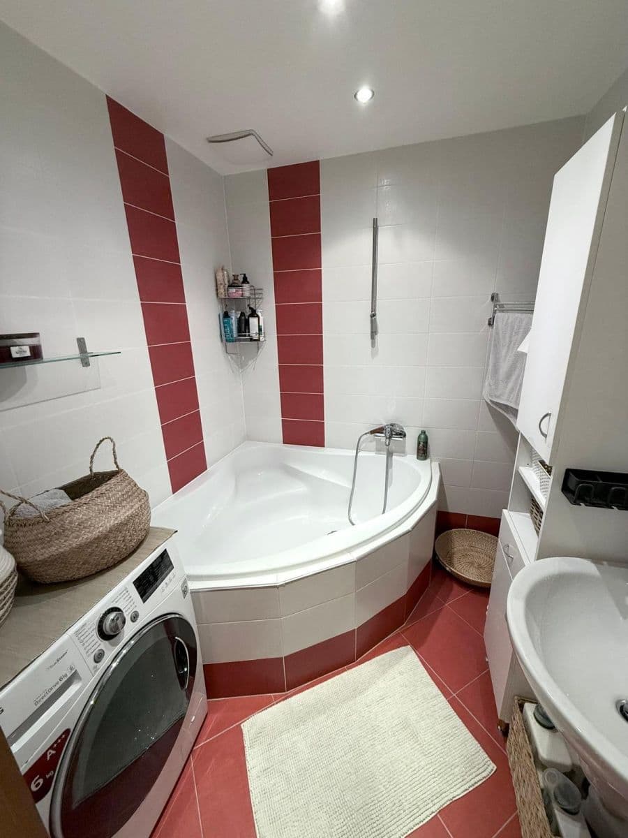 Pronájem bytu 3+kk 74 m², Sazovická, Praha, Praha Pronájem bytu 3+kk 74 m², Sazovická, Praha, Praha