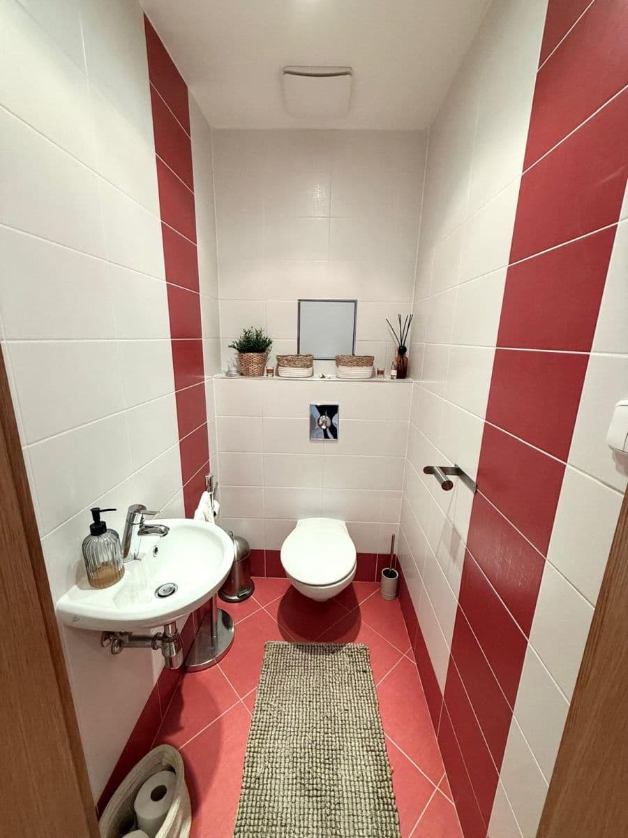 Pronájem bytu 3+kk 74 m², Sazovická, Praha, Praha Pronájem bytu 3+kk 74 m², Sazovická, Praha, Praha