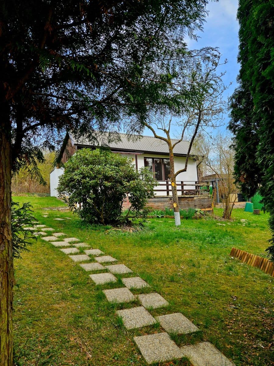 Prodej chaty, chalupy 49 m², pozemek 545 m², Polní, Chrustenice, Středočeský kraj Prodej chaty, chalupy 49 m², pozemek 545 m², Polní, Chrustenice, Středočeský kraj