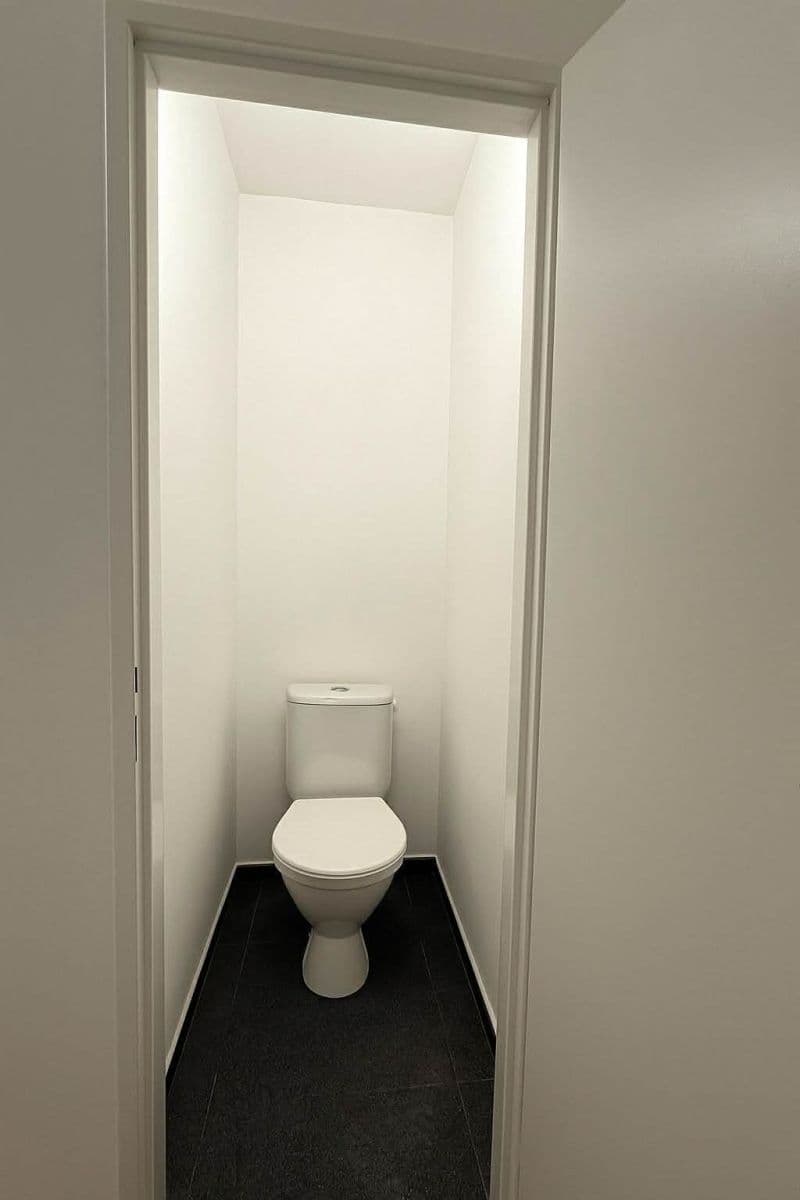 Prodej bytu 4+1 81 m², 5. května, Plesná, Karlovarský kraj Prodej bytu 4+1 81 m², 5. května, Plesná, Karlovarský kraj