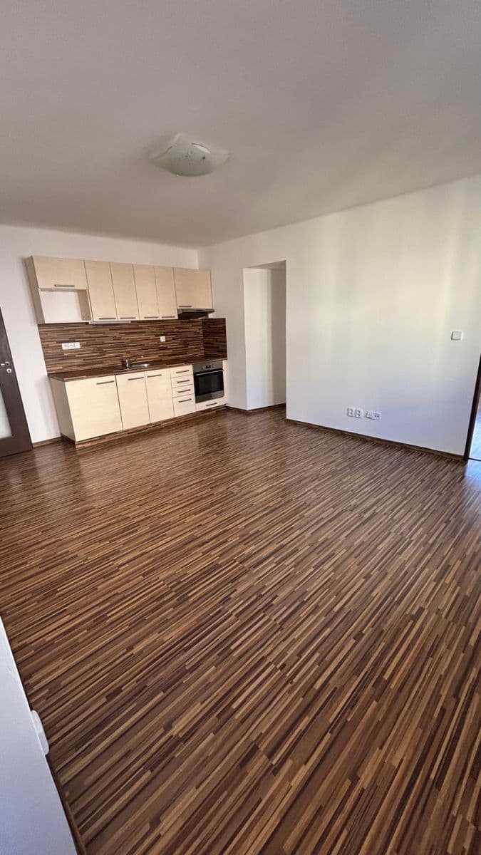 Pronájem bytu 3+kk 82 m², ČSA, Šternberk, Olomoucký kraj Pronájem bytu 3+kk 82 m², ČSA, Šternberk, Olomoucký kraj