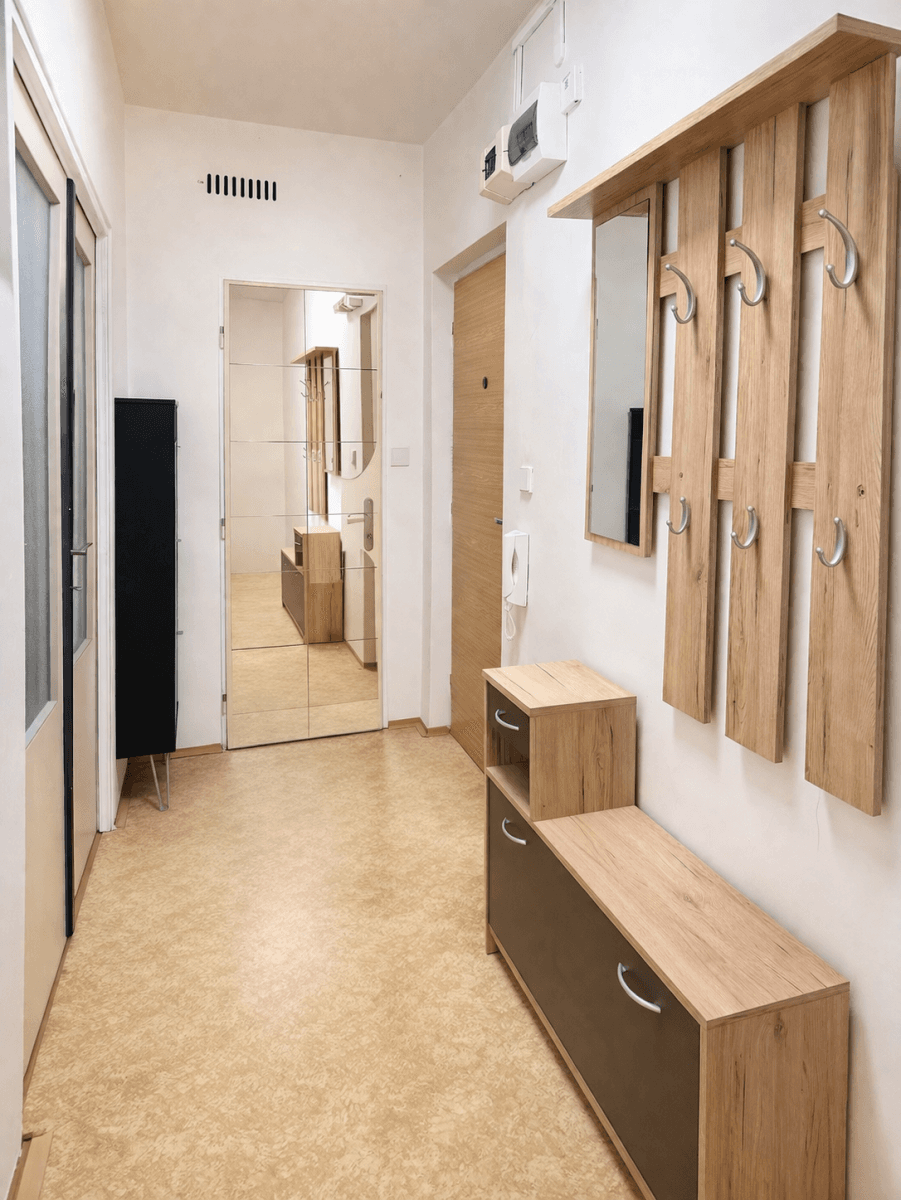 Pronájem bytu 1+1 39 m², Okořská, Praha, Praha Pronájem bytu 1+1 39 m², Okořská, Praha, Praha