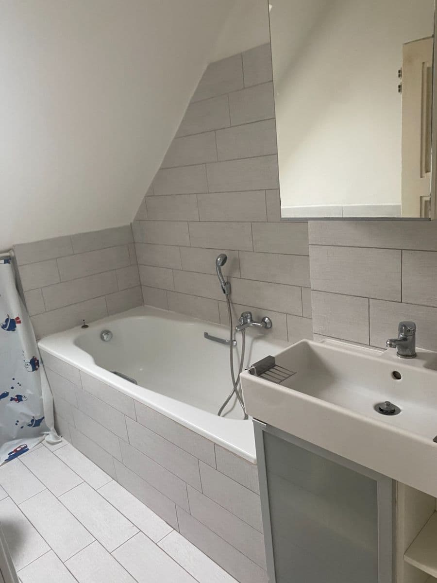 Prodej bytu 1+kk 32 m², M. J. Lermontova, Praha, Praha Prodej bytu 1+kk 32 m², M. J. Lermontova, Praha, Praha