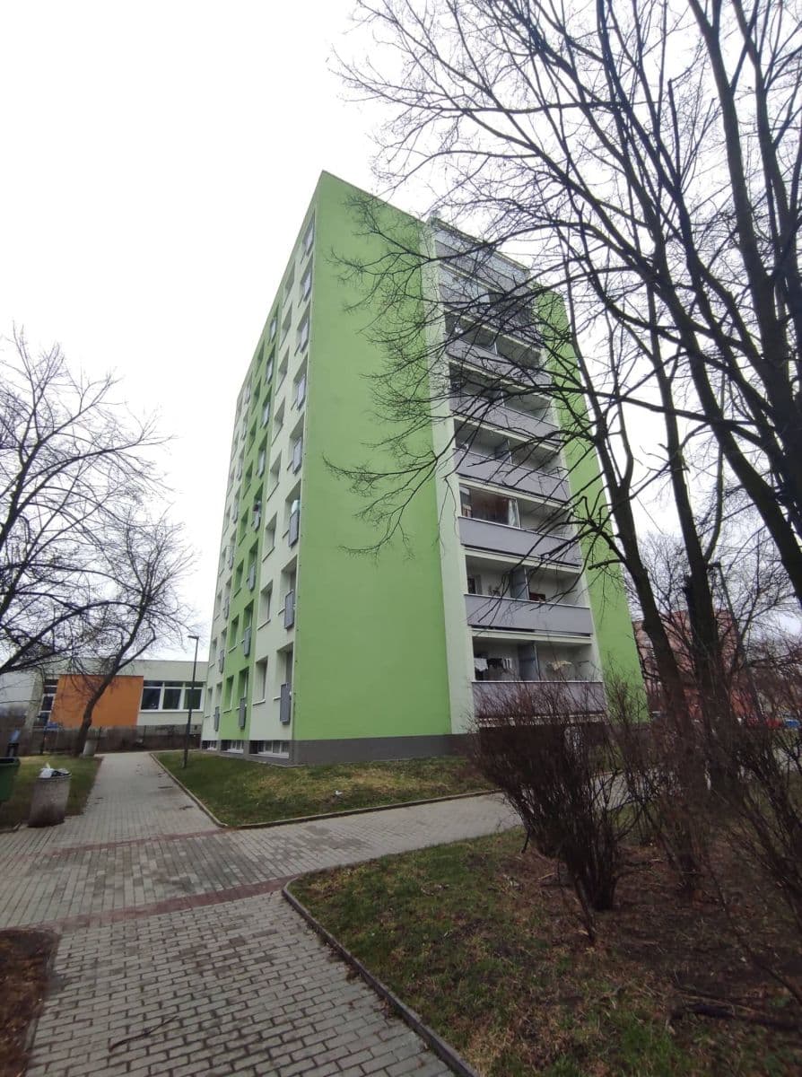 Prodej bytu 2+kk 40 m², Vitry, Kladno, Středočeský kraj Prodej bytu 2+kk 40 m², Vitry, Kladno, Středočeský kraj