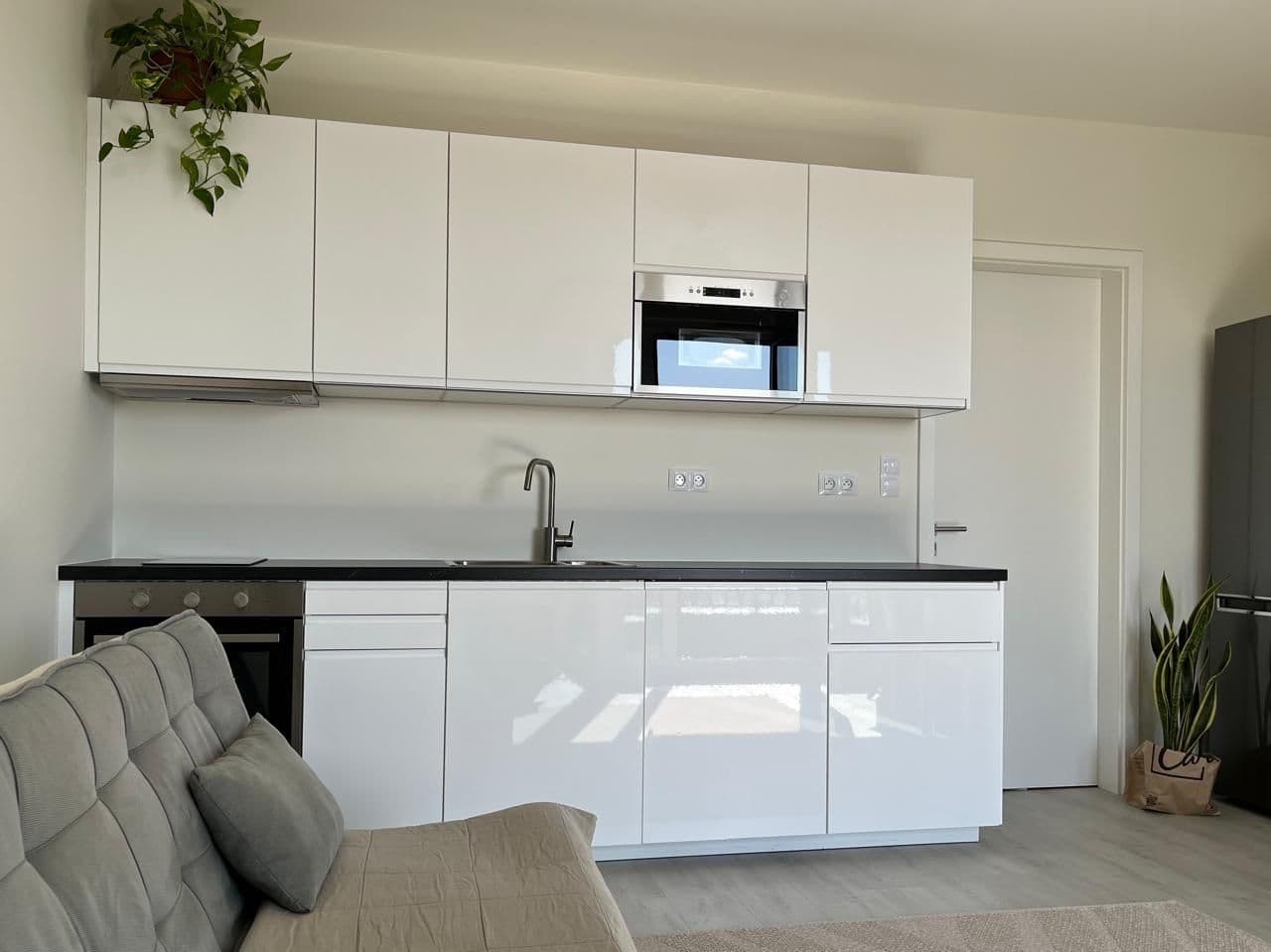 Prodej bytu 1+kk 37 m², Olgy Havlové, Praha, Praha Prodej bytu 1+kk 37 m², Olgy Havlové, Praha, Praha