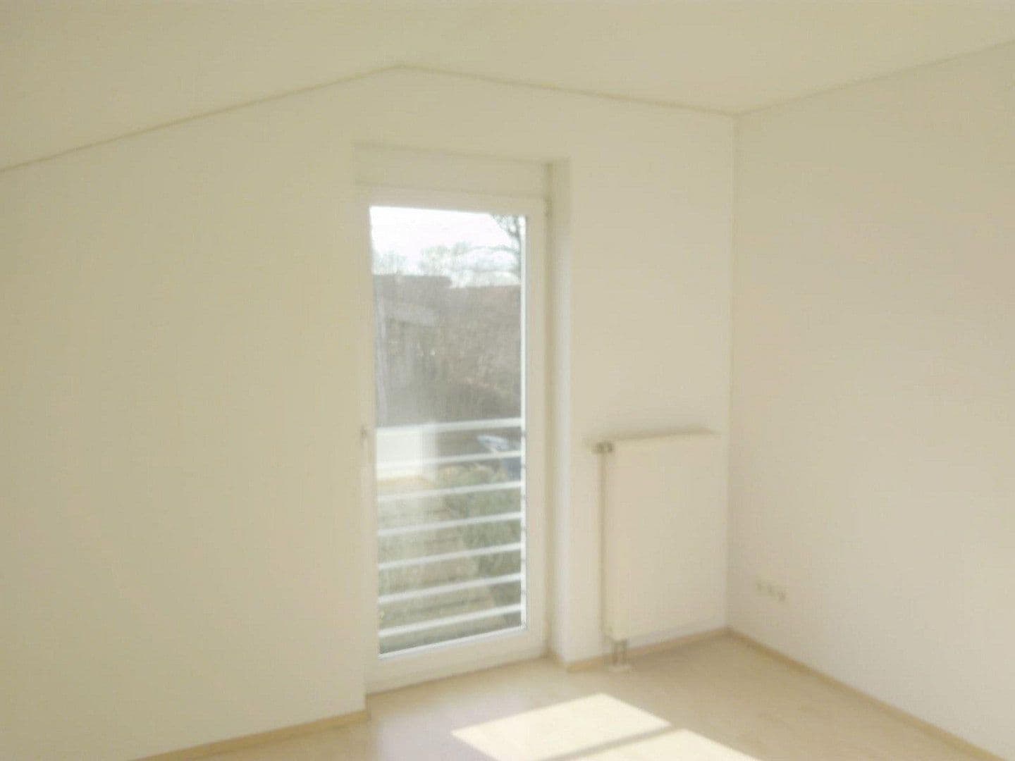 Pronájem domu 110 m², pozemek 100 m², Beimerstetten, Bádensko-Württembersko Pronájem domu 110 m², pozemek 100 m², Beimerstetten, Bádensko-Württembersko