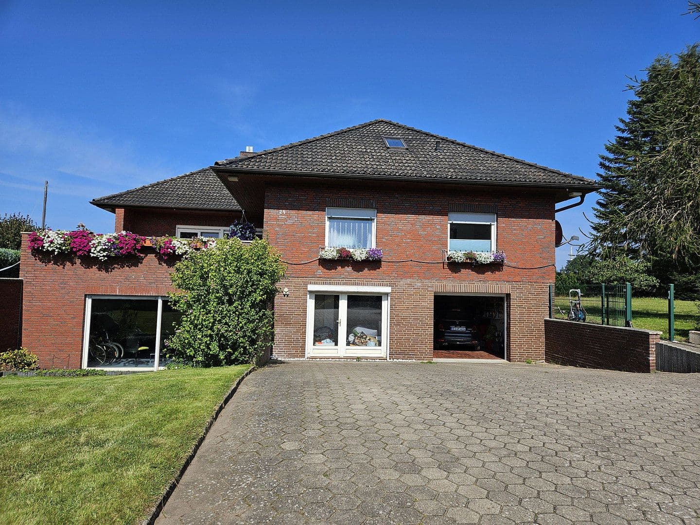 Prodej domu 298 m², pozemek 1.567 m², Sülfeld, Šlesvicko-Holštýnsko Prodej domu 298 m², pozemek 1.567 m², Sülfeld, Šlesvicko-Holštýnsko