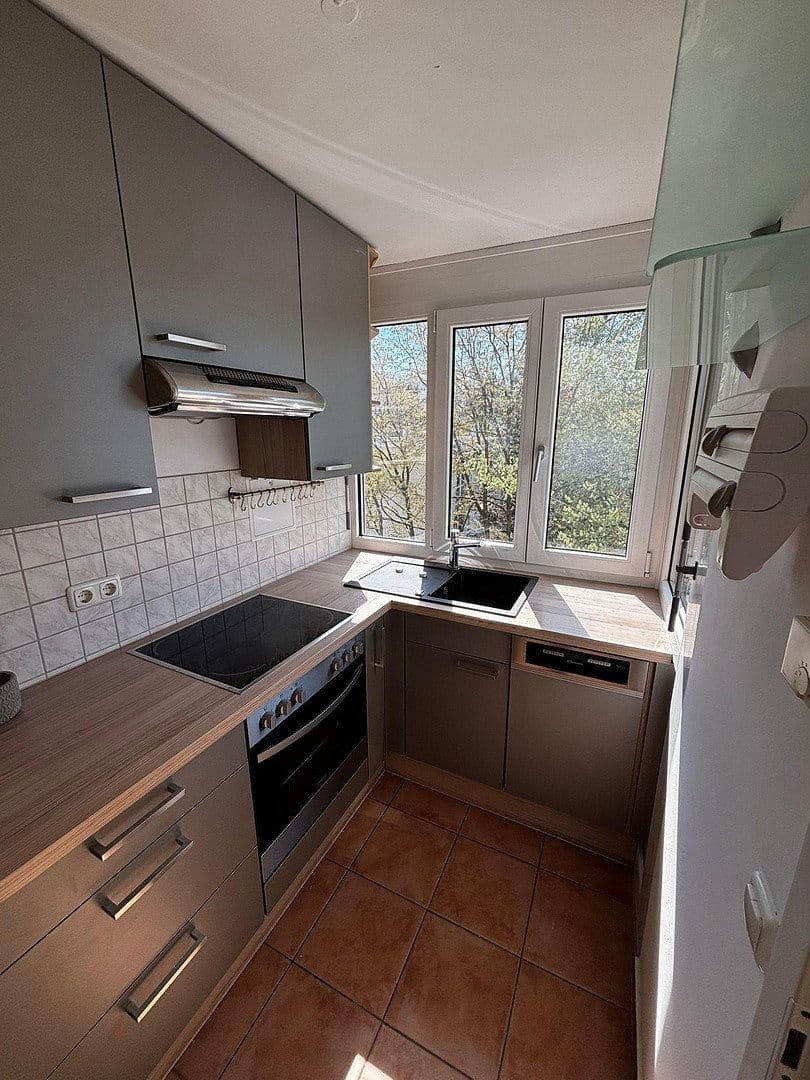 Pronájem bytu 3+1 66 m², Gartenstraße 14, München, Bavorsko Pronájem bytu 3+1 66 m², Gartenstraße 14, München, Bavorsko