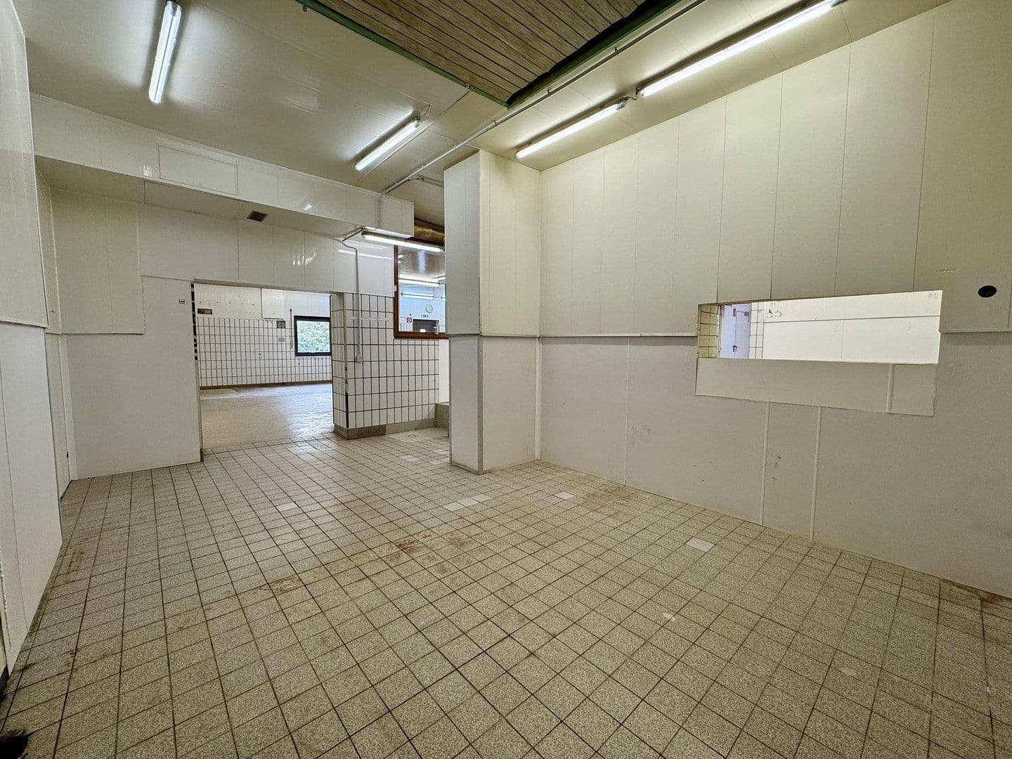 Pronájem nebytového prostoru 260 m², Bochumer Straße 36, Essen, Severní Porýní-Vestfálsko Pronájem nebytového prostoru 260 m², Bochumer Straße 36, Essen, Severní Porýní-Vestfálsko