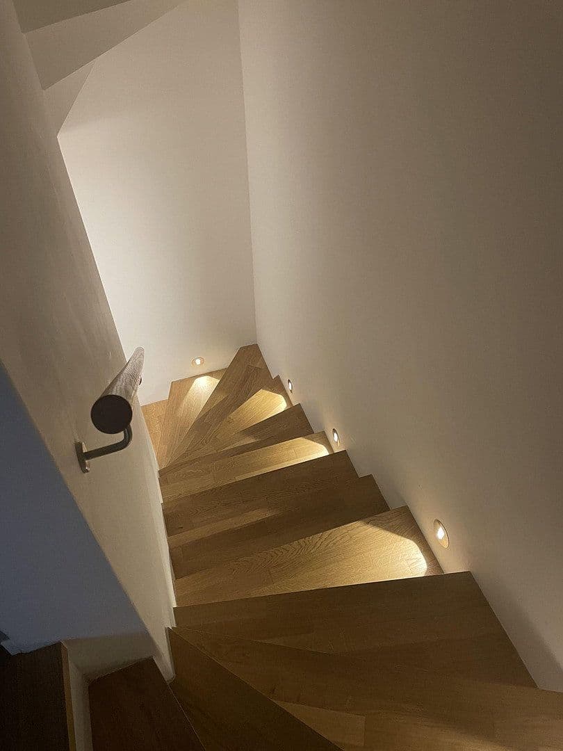 Prodej domu 137 m², pozemek 81 m², Berlin, Berlín Prodej domu 137 m², pozemek 81 m², Berlin, Berlín