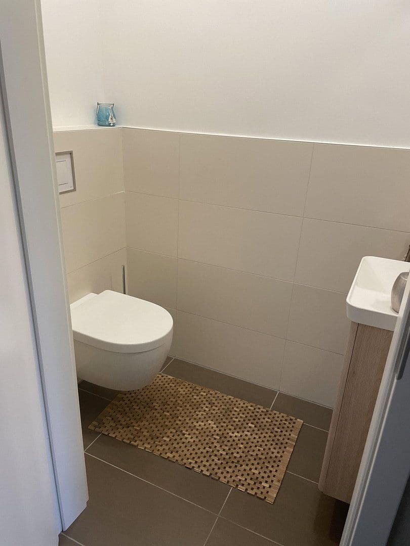 Prodej domu 137 m², pozemek 81 m², Berlin, Berlín Prodej domu 137 m², pozemek 81 m², Berlin, Berlín