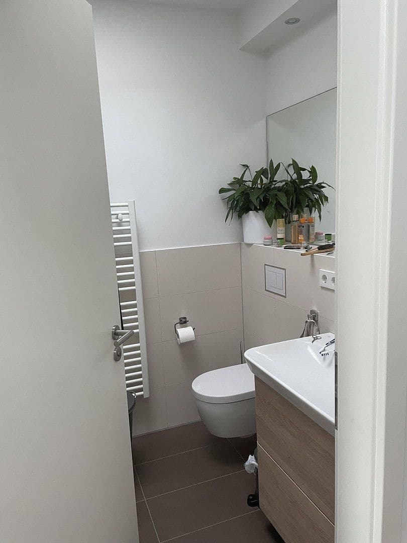 Prodej domu 137 m², pozemek 81 m², Berlin, Berlín Prodej domu 137 m², pozemek 81 m², Berlin, Berlín