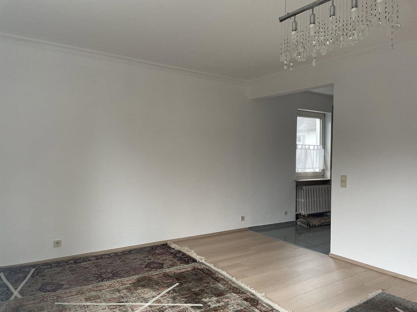 Pronájem bytu 2+1 72 m², Saarbrücken, Země Sársko Pronájem bytu 2+1 72 m², Saarbrücken, Země Sársko