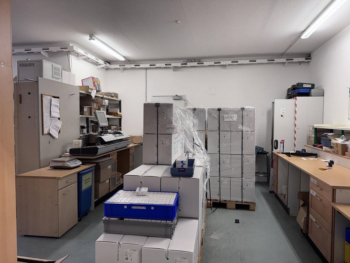 Pronájem nebytového prostoru 2.000 m², Lauterbachstr.15 und 17, Geretsried, Bavorsko Pronájem nebytového prostoru 2.000 m², Lauterbachstr.15 und 17, Geretsried, Bavorsko