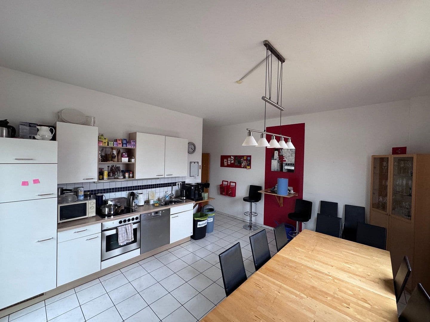 Pronájem nebytového prostoru 2.000 m², Lauterbachstr.15 und 17, Geretsried, Bavorsko Pronájem nebytového prostoru 2.000 m², Lauterbachstr.15 und 17, Geretsried, Bavorsko