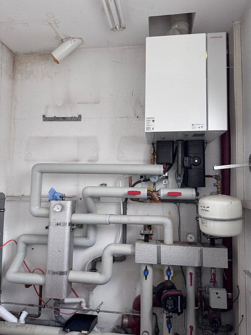 Pronájem nebytového prostoru 2.000 m², Lauterbachstr.15 und 17, Geretsried, Bavorsko Pronájem nebytového prostoru 2.000 m², Lauterbachstr.15 und 17, Geretsried, Bavorsko