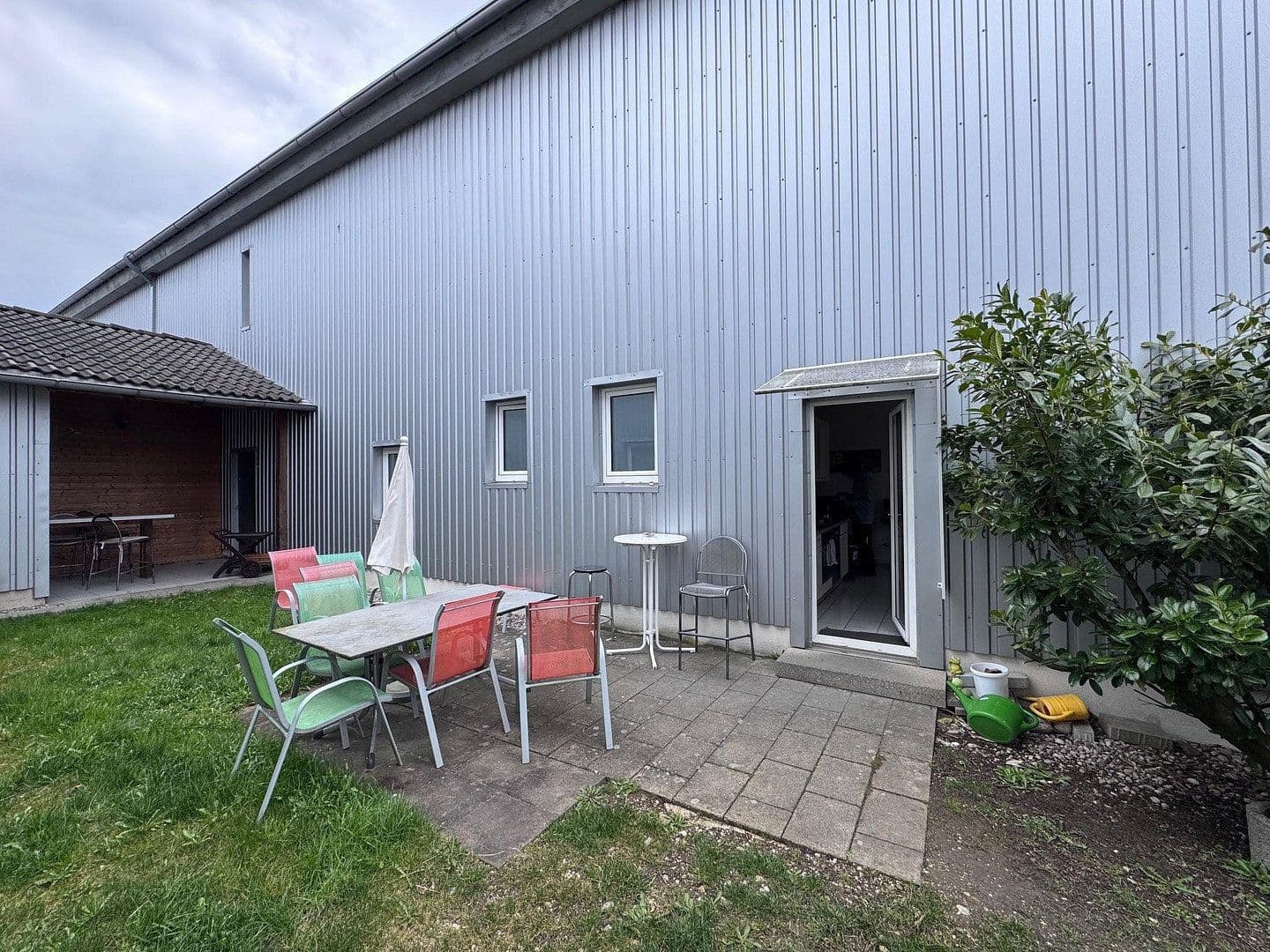 Pronájem nebytového prostoru 2.000 m², Lauterbachstr.15 und 17, Geretsried, Bavorsko Pronájem nebytového prostoru 2.000 m², Lauterbachstr.15 und 17, Geretsried, Bavorsko