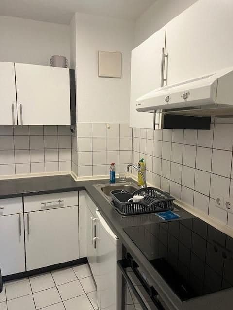 Pronájem bytu 1+1 24 m², Grabbrunnenstraße 6, Esslingen am Neckar, Bádensko-Württembersko Pronájem bytu 1+1 24 m², Grabbrunnenstraße 6, Esslingen am Neckar, Bádensko-Württembersko