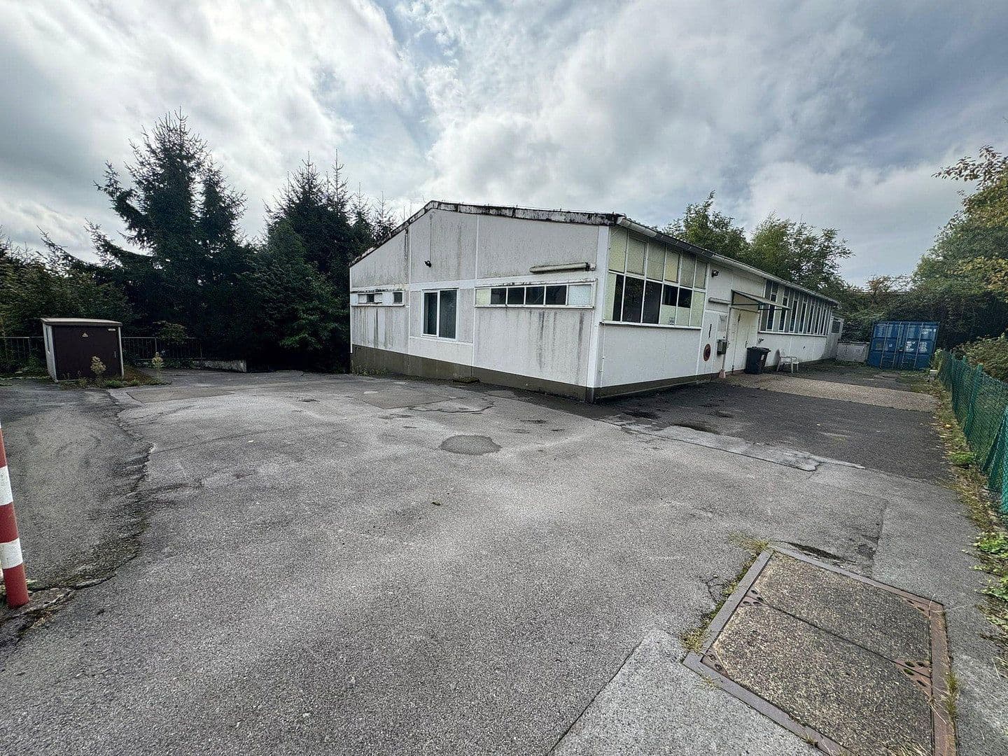 Pronájem nebytového prostoru 750 m², Solingen, Severní Porýní-Vestfálsko Pronájem nebytového prostoru 750 m², Solingen, Severní Porýní-Vestfálsko