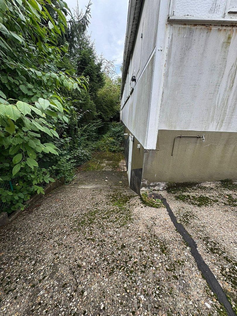 Pronájem nebytového prostoru 750 m², Solingen, Severní Porýní-Vestfálsko Pronájem nebytového prostoru 750 m², Solingen, Severní Porýní-Vestfálsko