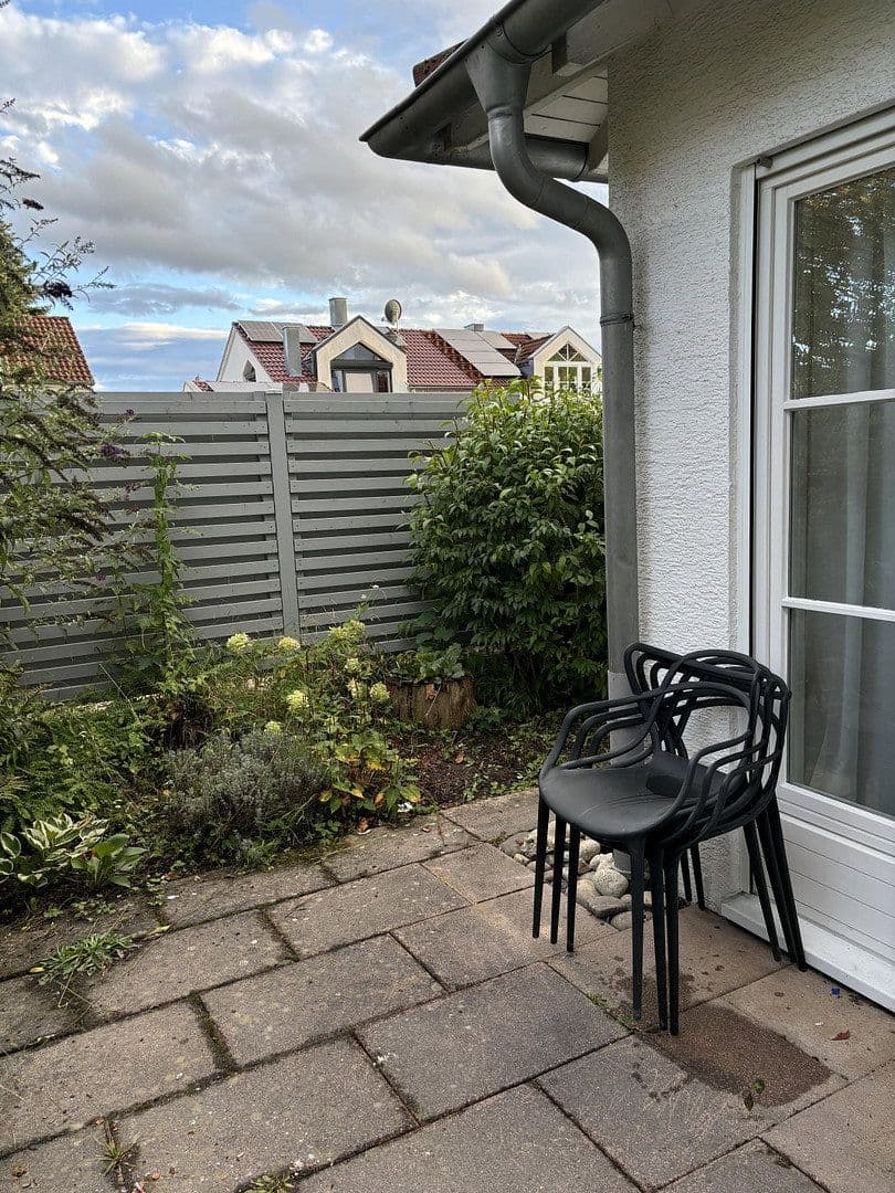 Pronájem bytu 1+kk 45 m², Mozartstraße, Waldenbuch, Bádensko-Württembersko Pronájem bytu 1+kk 45 m², Mozartstraße, Waldenbuch, Bádensko-Württembersko