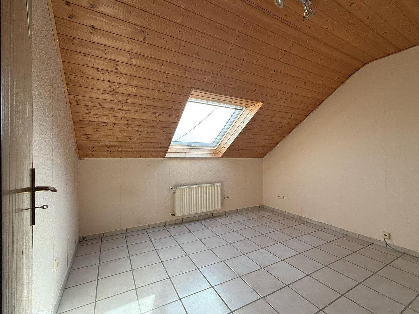 Prodej domu 130 m², pozemek 372 m², Burbach, Severní Porýní-Vestfálsko Prodej domu 130 m², pozemek 372 m², Burbach, Severní Porýní-Vestfálsko