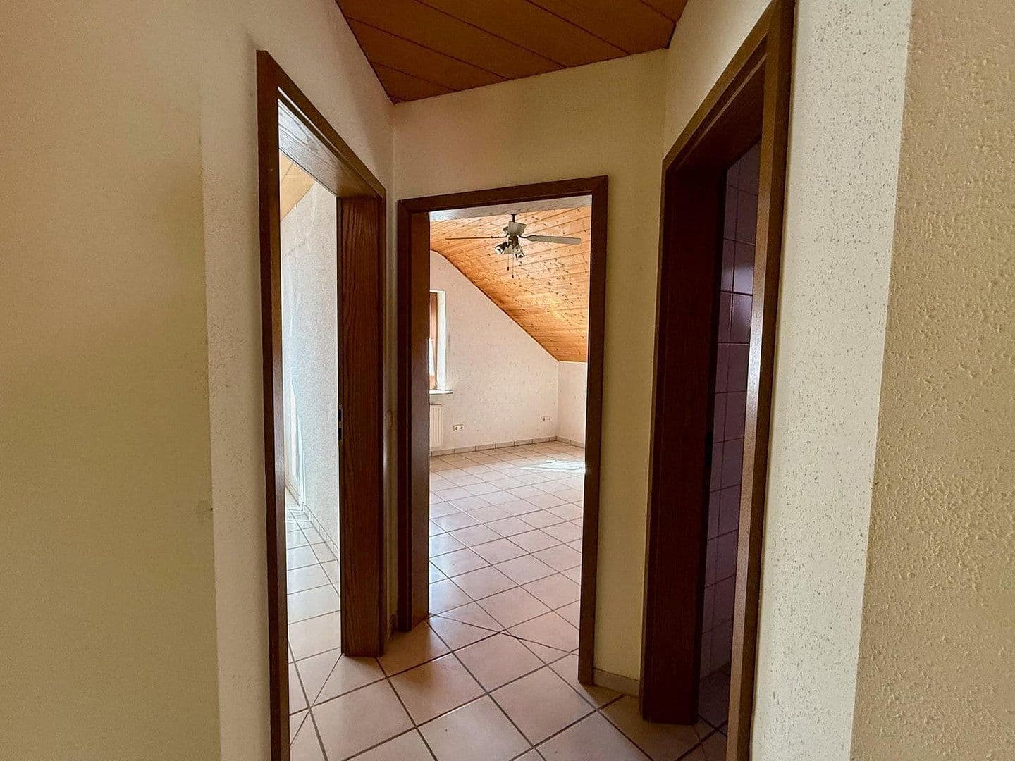 Prodej domu 130 m², pozemek 372 m², Burbach, Severní Porýní-Vestfálsko Prodej domu 130 m², pozemek 372 m², Burbach, Severní Porýní-Vestfálsko