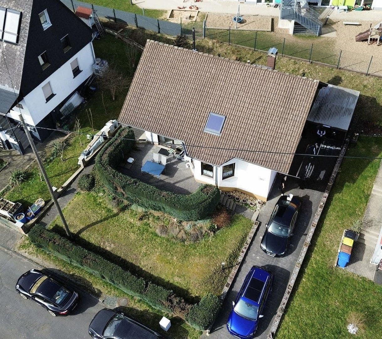 Prodej domu 130 m², pozemek 372 m², Burbach, Severní Porýní-Vestfálsko Prodej domu 130 m², pozemek 372 m², Burbach, Severní Porýní-Vestfálsko