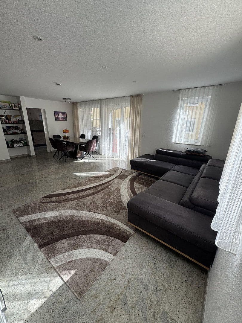 Prodej bytu 4+1 106 m², Bergseestraße 41, Sinzheim, Bádensko-Württembersko Prodej bytu 4+1 106 m², Bergseestraße 41, Sinzheim, Bádensko-Württembersko