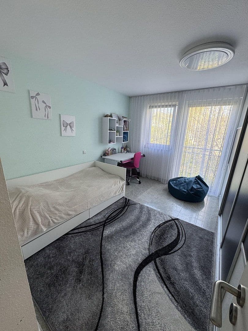 Prodej bytu 4+1 106 m², Bergseestraße 41, Sinzheim, Bádensko-Württembersko Prodej bytu 4+1 106 m², Bergseestraße 41, Sinzheim, Bádensko-Württembersko