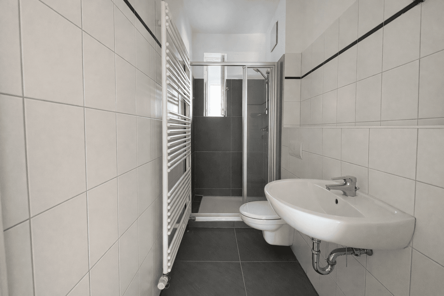 Pronájem bytu 2+1 57 m², Grillparzerstr. 3, Hannover, Dolní Sasko Pronájem bytu 2+1 57 m², Grillparzerstr. 3, Hannover, Dolní Sasko