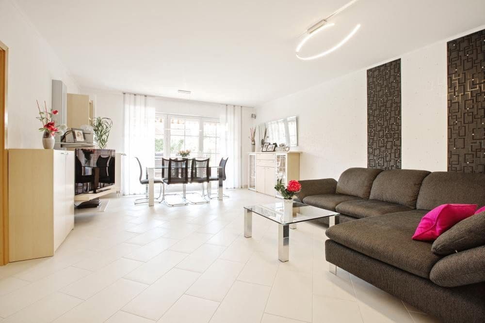 Pronájem bytu 3+1 100 m², Modersohn-Becker-Ring 52, Wolfsburg, Dolní Sasko Pronájem bytu 3+1 100 m², Modersohn-Becker-Ring 52, Wolfsburg, Dolní Sasko