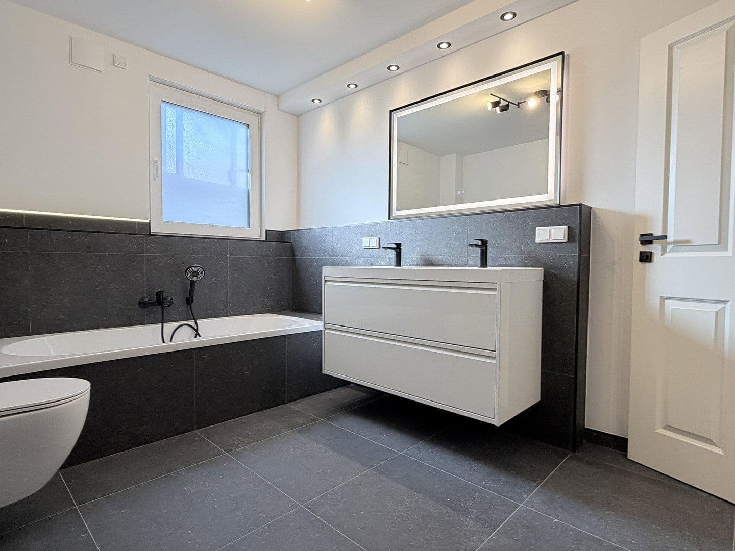 Prodej bytu 4+1 125 m², Nürnberg, Bavorsko Prodej bytu 4+1 125 m², Nürnberg, Bavorsko