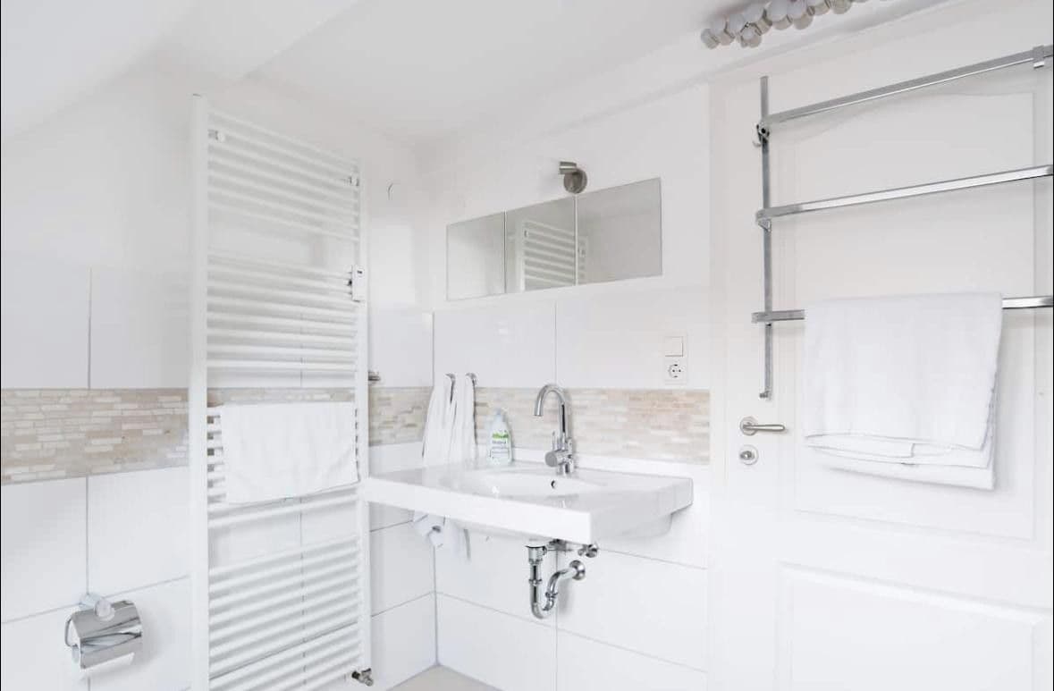 Pronájem bytu 3+1 70 m², Burgsteige 4, Tübingen, Bádensko-Württembersko Pronájem bytu 3+1 70 m², Burgsteige 4, Tübingen, Bádensko-Württembersko