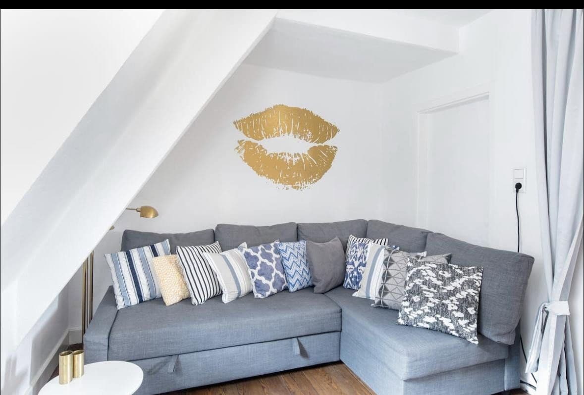 Pronájem bytu 3+1 70 m², Burgsteige 4, Tübingen, Bádensko-Württembersko Pronájem bytu 3+1 70 m², Burgsteige 4, Tübingen, Bádensko-Württembersko