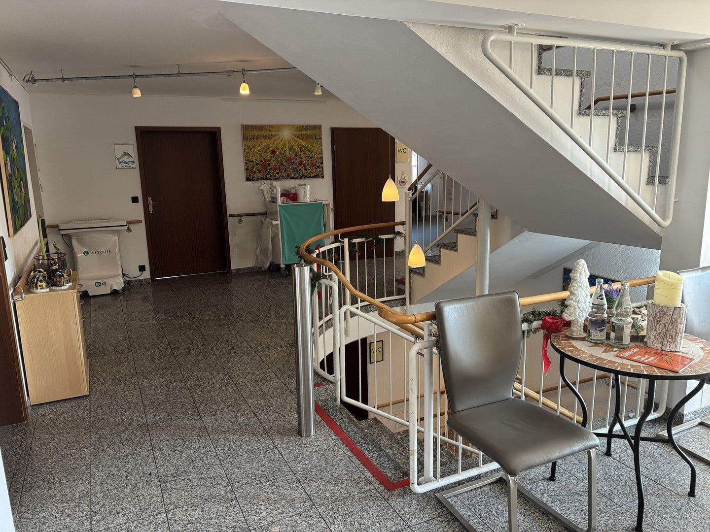 Pronájem domu 845 m², pozemek 1.200 m², Bad Säckingen, Bádensko-Württembersko Pronájem domu 845 m², pozemek 1.200 m², Bad Säckingen, Bádensko-Württembersko