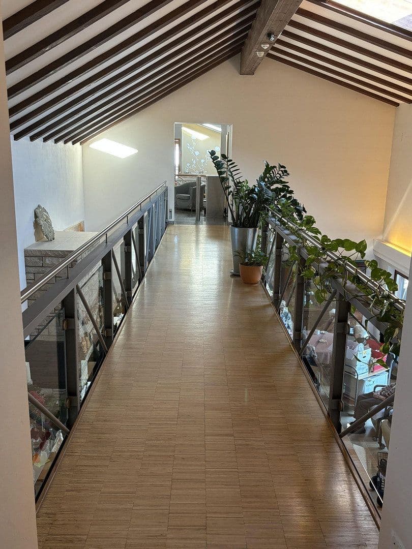 Pronájem domu 845 m², pozemek 1.200 m², Bad Säckingen, Bádensko-Württembersko Pronájem domu 845 m², pozemek 1.200 m², Bad Säckingen, Bádensko-Württembersko