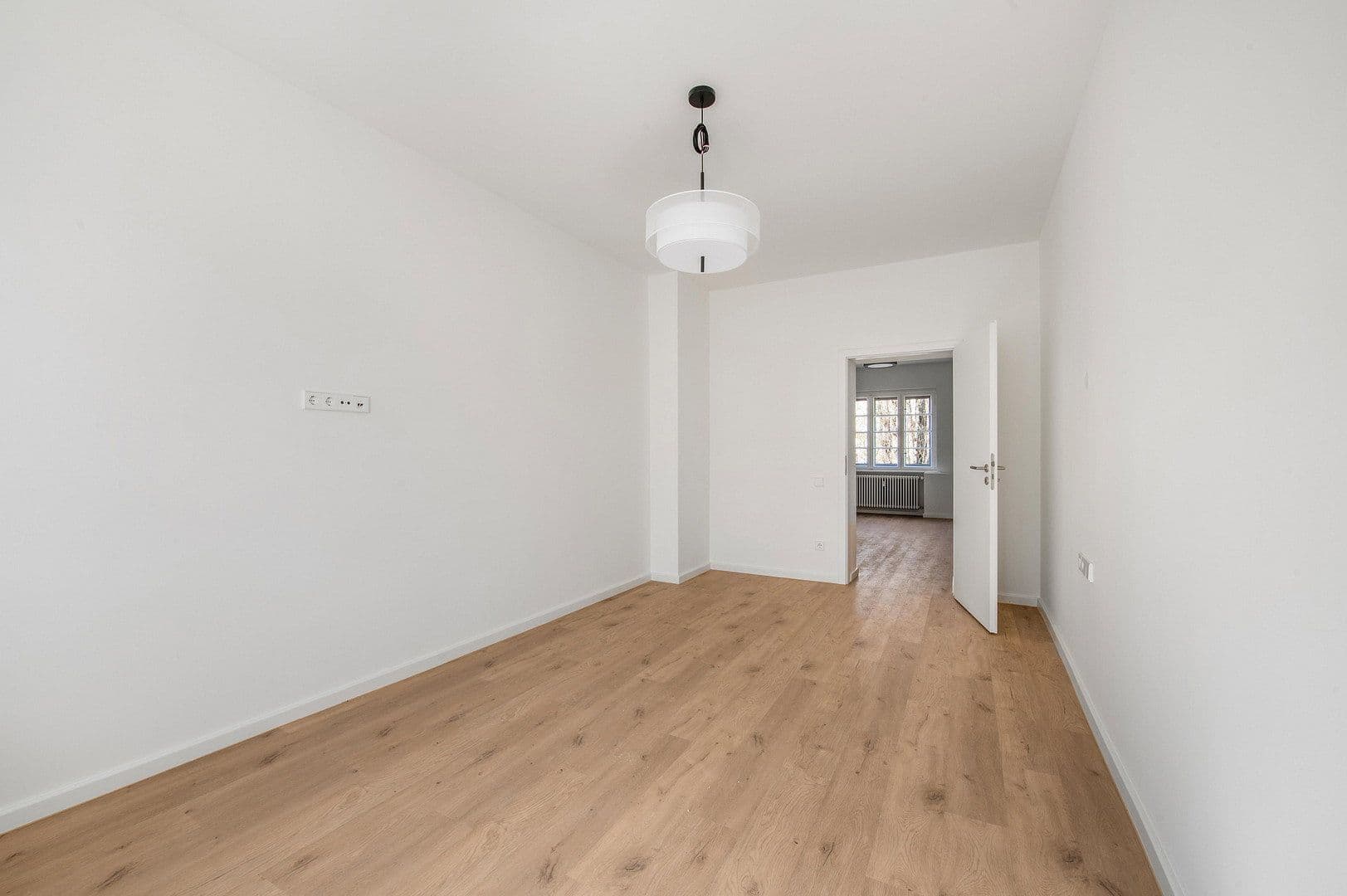 Prodej bytu 2+1 57 m², Berlin, Berlín Prodej bytu 2+1 57 m², Berlin, Berlín