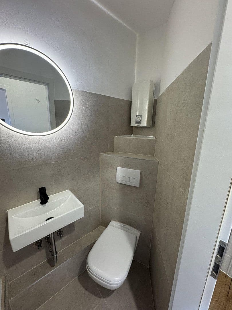 Prodej bytu 1+1 25 m², Hamburger Chaussee 45, Kiel, Šlesvicko-Holštýnsko Prodej bytu 1+1 25 m², Hamburger Chaussee 45, Kiel, Šlesvicko-Holštýnsko