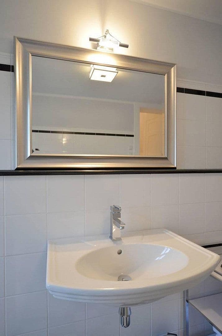 Pronájem bytu 3+1 85 m², Hauptstr. 561, Königswinter, Severní Porýní-Vestfálsko Pronájem bytu 3+1 85 m², Hauptstr. 561, Königswinter, Severní Porýní-Vestfálsko