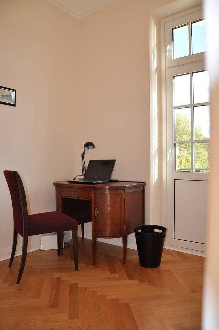 Pronájem bytu 3+1 85 m², Hauptstr. 561, Königswinter, Severní Porýní-Vestfálsko Pronájem bytu 3+1 85 m², Hauptstr. 561, Königswinter, Severní Porýní-Vestfálsko