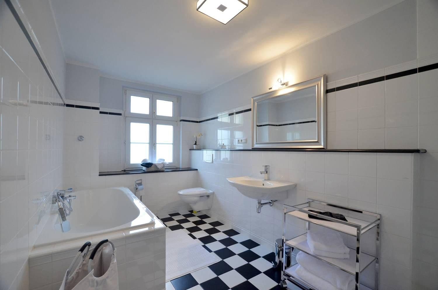 Pronájem bytu 3+1 85 m², Hauptstr. 561, Königswinter, Severní Porýní-Vestfálsko Pronájem bytu 3+1 85 m², Hauptstr. 561, Königswinter, Severní Porýní-Vestfálsko